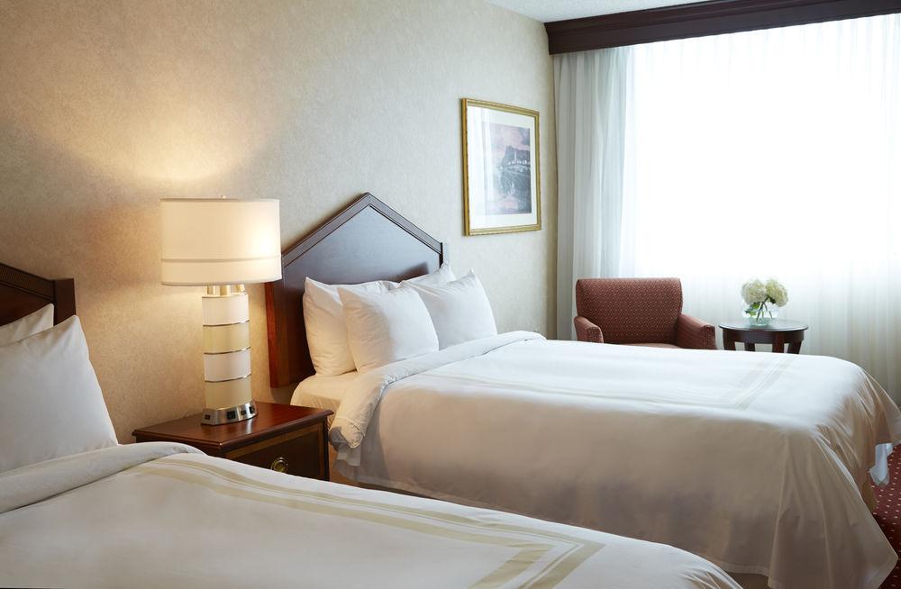 Pittsburgh Marriott North Hotel Cranberry Township Bagian luar foto