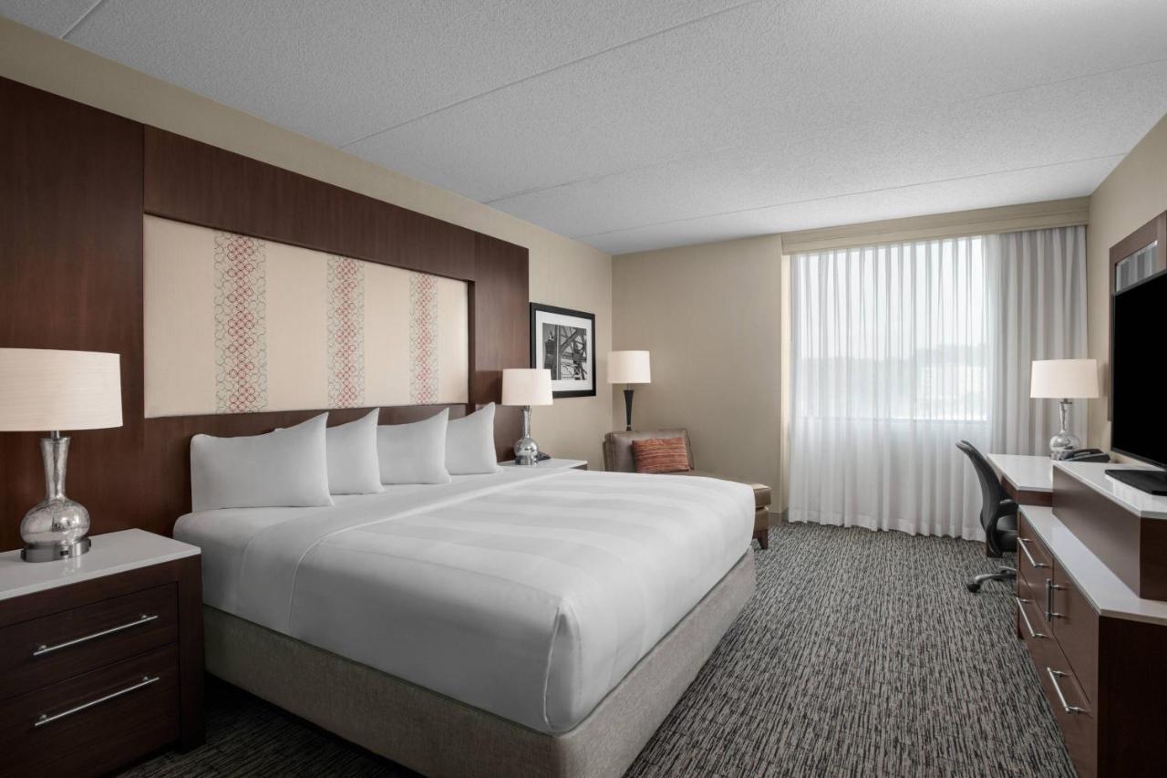 Pittsburgh Marriott North Hotel Cranberry Township Bagian luar foto