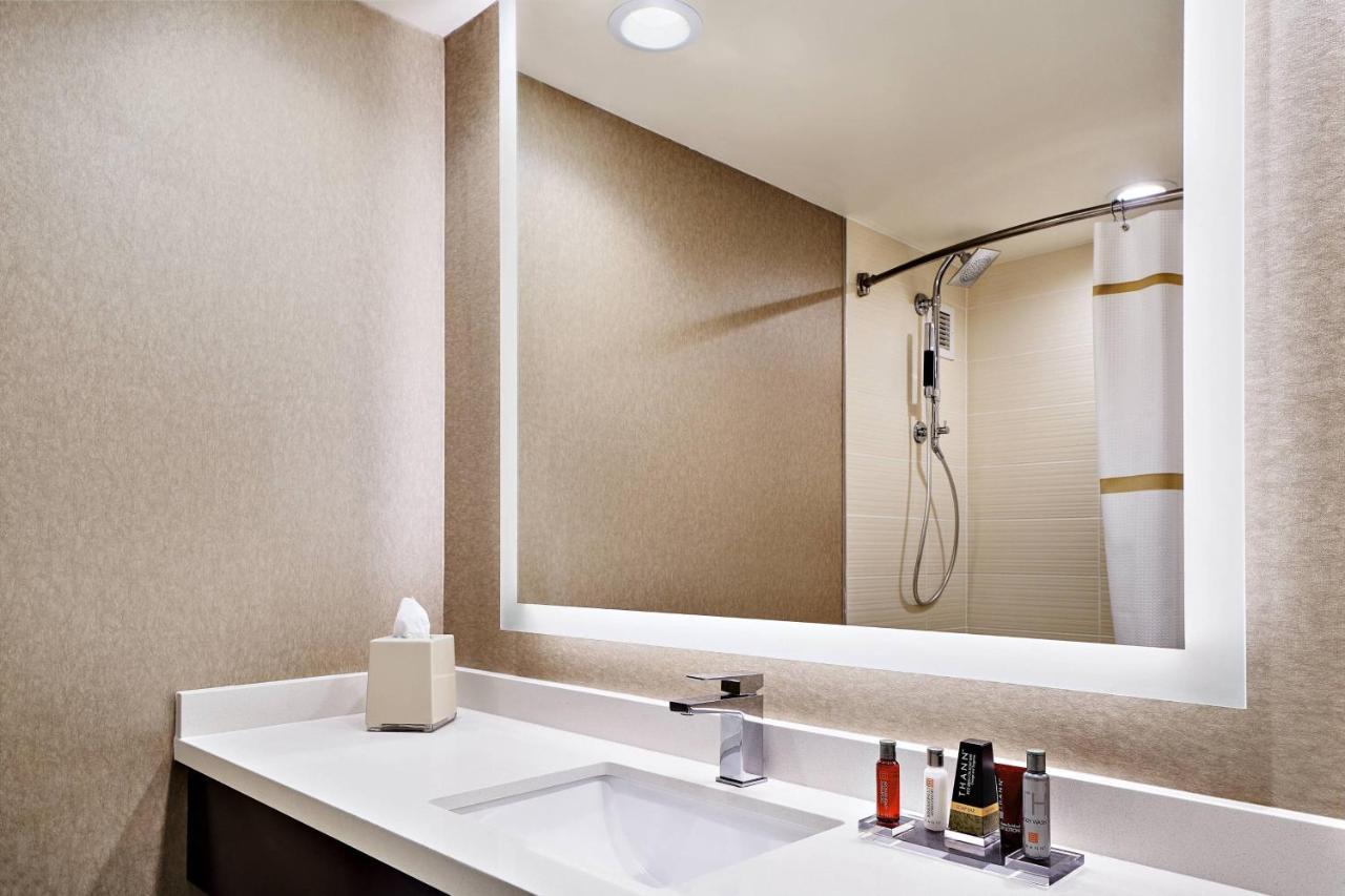Pittsburgh Marriott North Hotel Cranberry Township Bagian luar foto