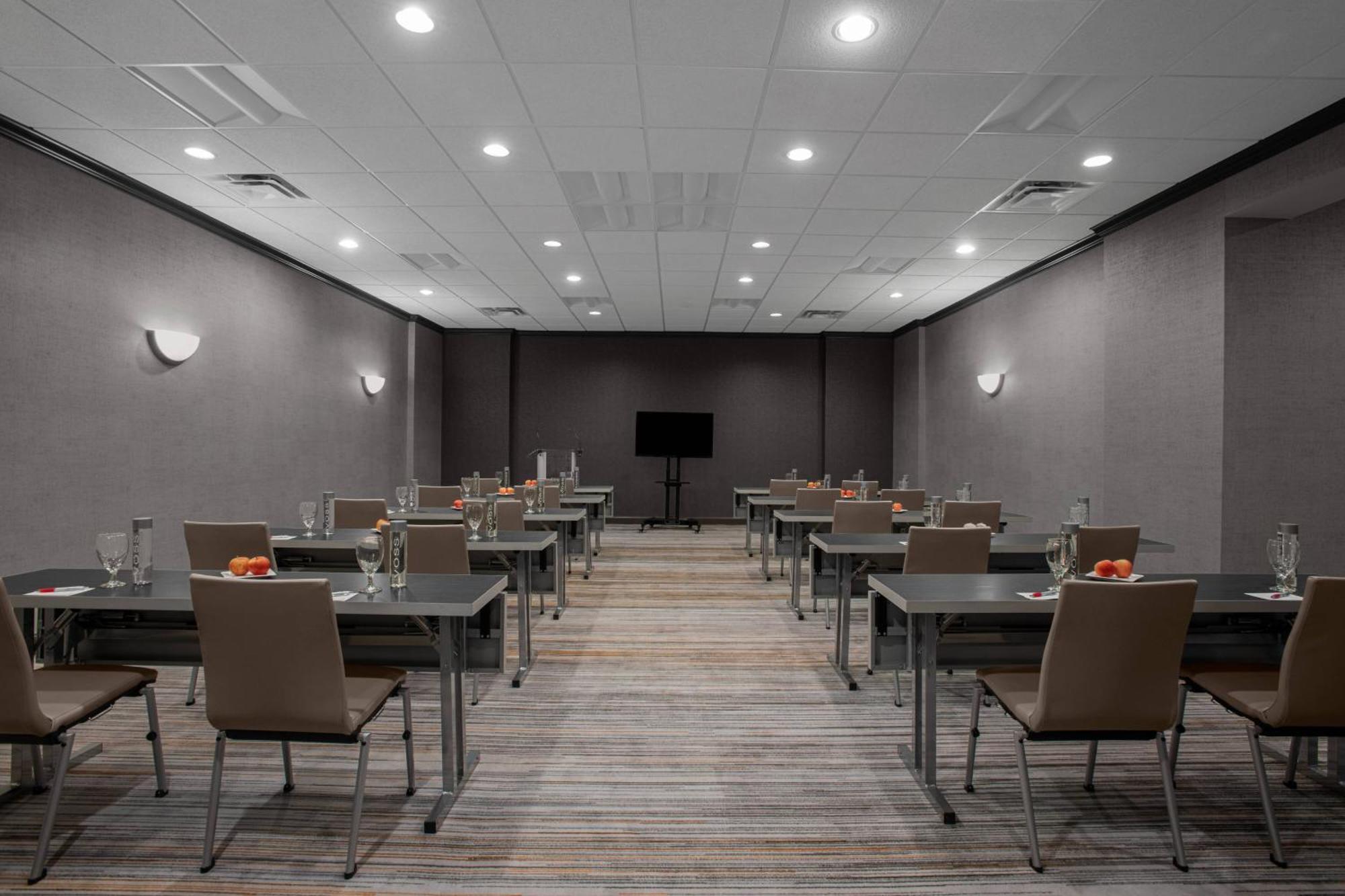 Pittsburgh Marriott North Hotel Cranberry Township Bagian luar foto